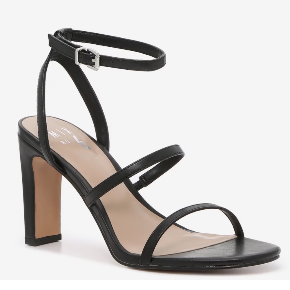 NWOT | Mix No. 6 Aliciana Black Strappy Heel | Size 7